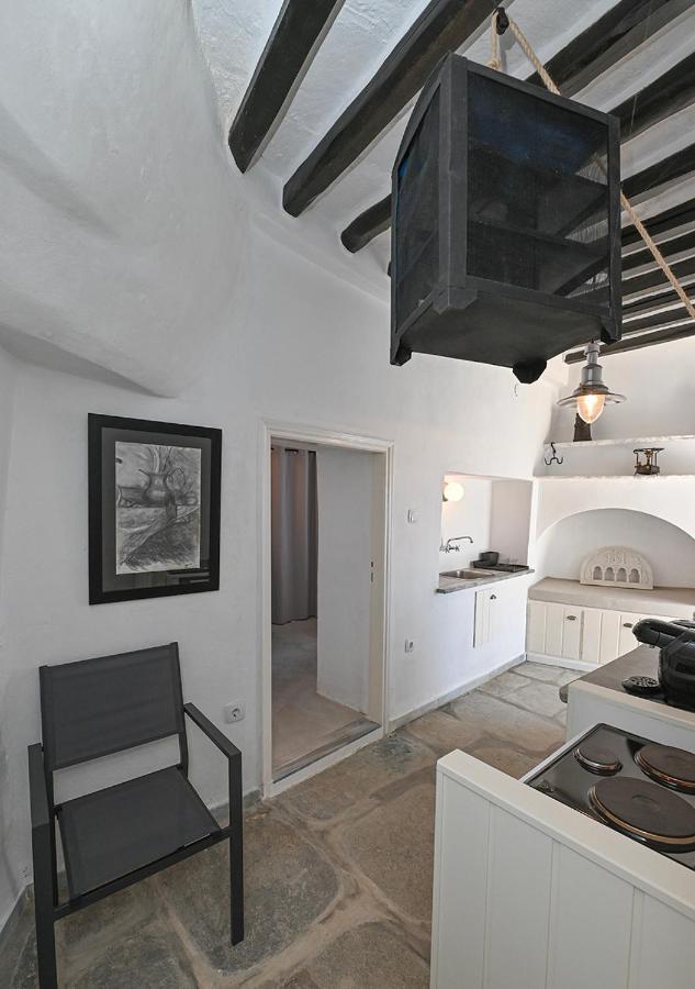 Josephine'S Kardiani House Villa ภายนอก รูปภาพ
